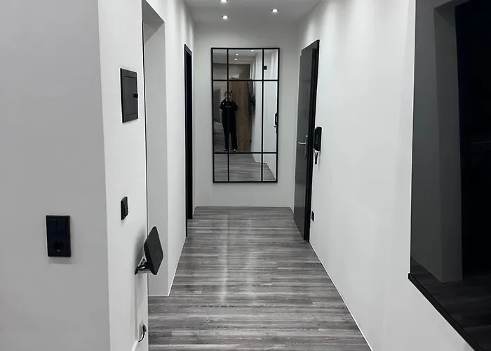 Im Herzen Von شقة *